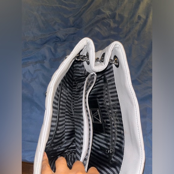 Victoria’s secret chain shoulder tote bag, color grey, size large tote. - Picture 2 of 4